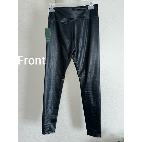 Faux Leather Leggingd - Picture 1 of 2